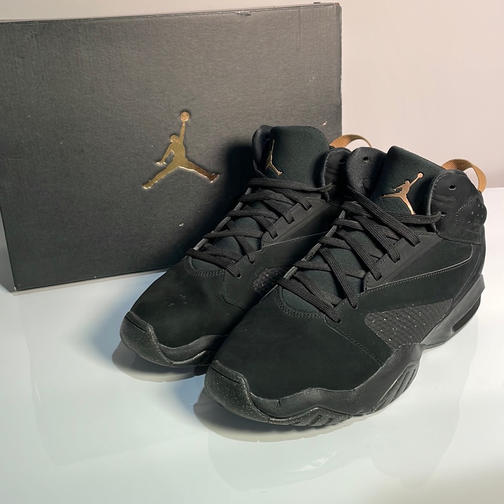 Jordan Lift Off 'Black Metallic Gold' Mens Sneakers - 9